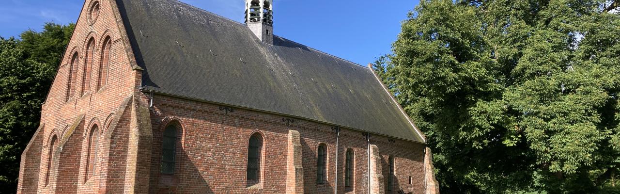 Wandelen door de Hof te Zande uithof en de Kerkkapel